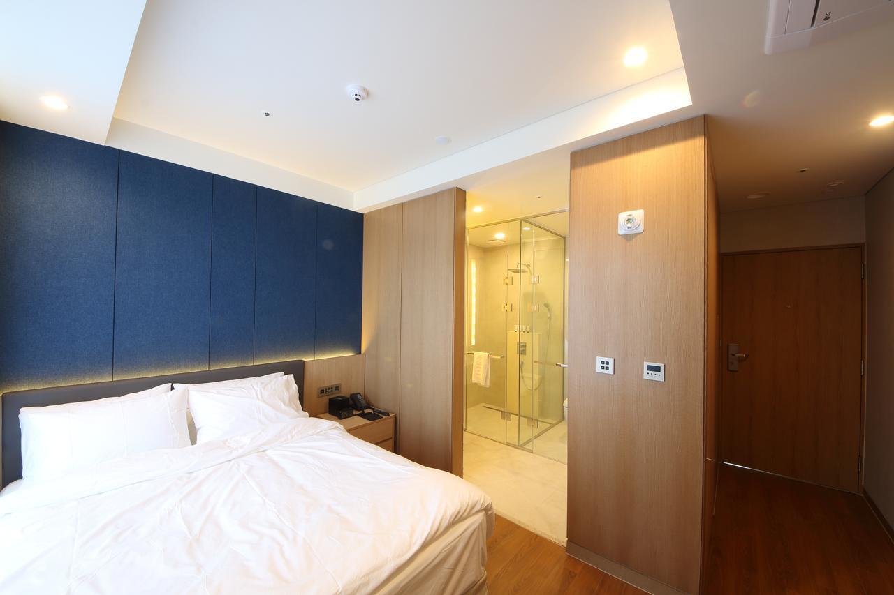 Benikea The H Hotel Hwaseong Екстер'єр фото