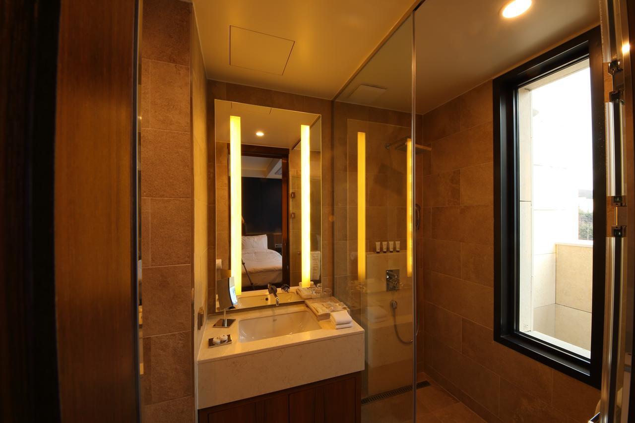 Benikea The H Hotel Hwaseong Екстер'єр фото