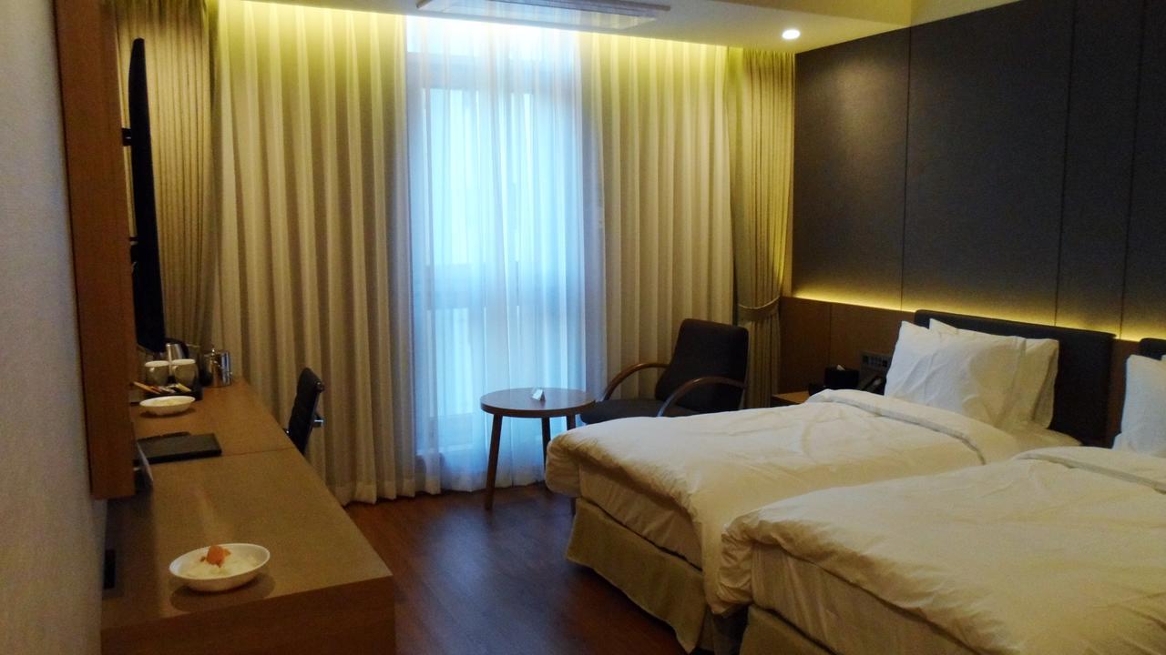 Benikea The H Hotel Hwaseong Екстер'єр фото